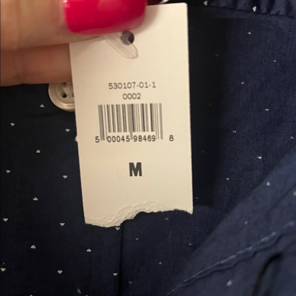 Banana Republic Navy Polkadot untucked shirt with a single pocket. Mens. - Picture 9 of 11